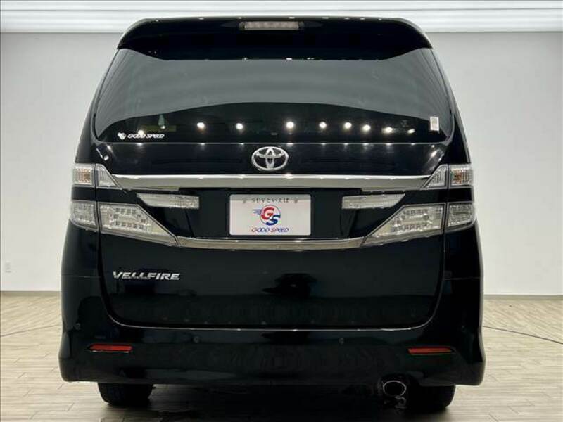 VELLFIRE-12