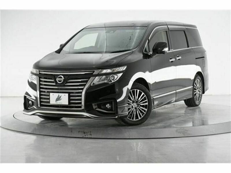 NISSAN　ELGRAND