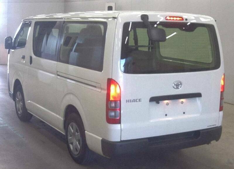 HIACE VAN-1