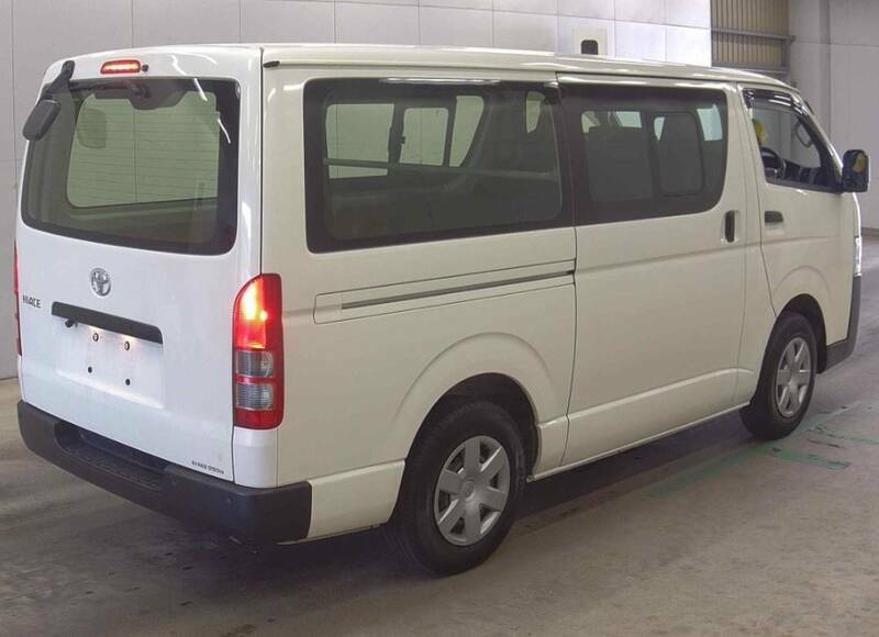 HIACE VAN-3