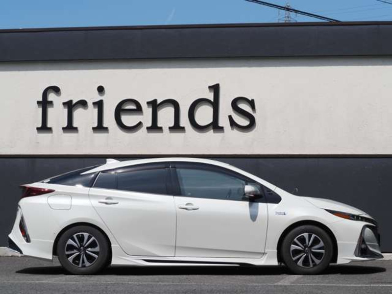 PRIUS PHV-10