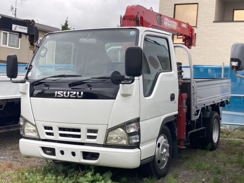 ISUZU　ELF