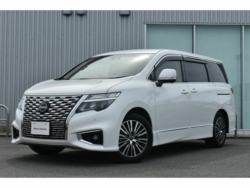 NISSAN　ELGRAND