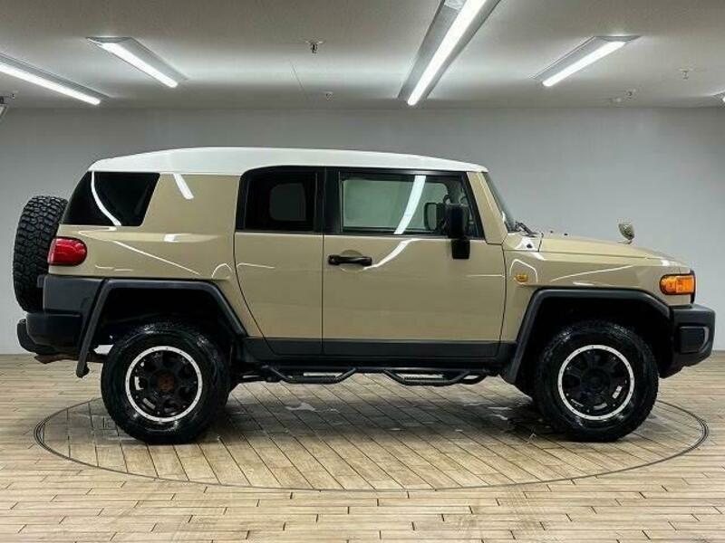 FJ CRUISER-13