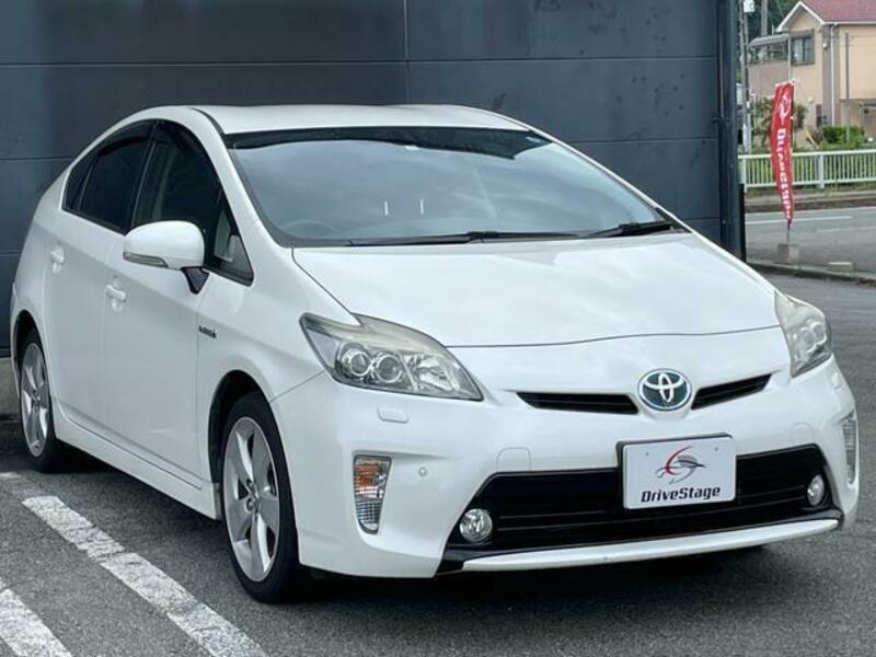 PRIUS-11