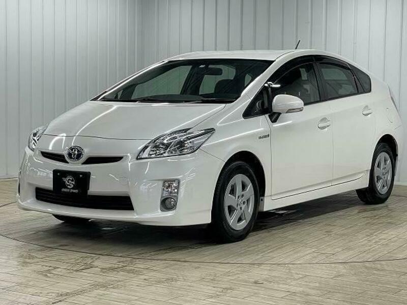 PRIUS-13