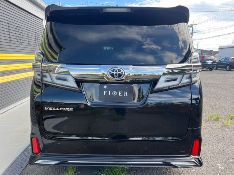 VELLFIRE-2