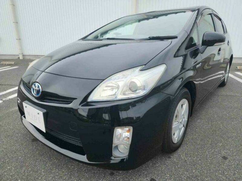 PRIUS-21