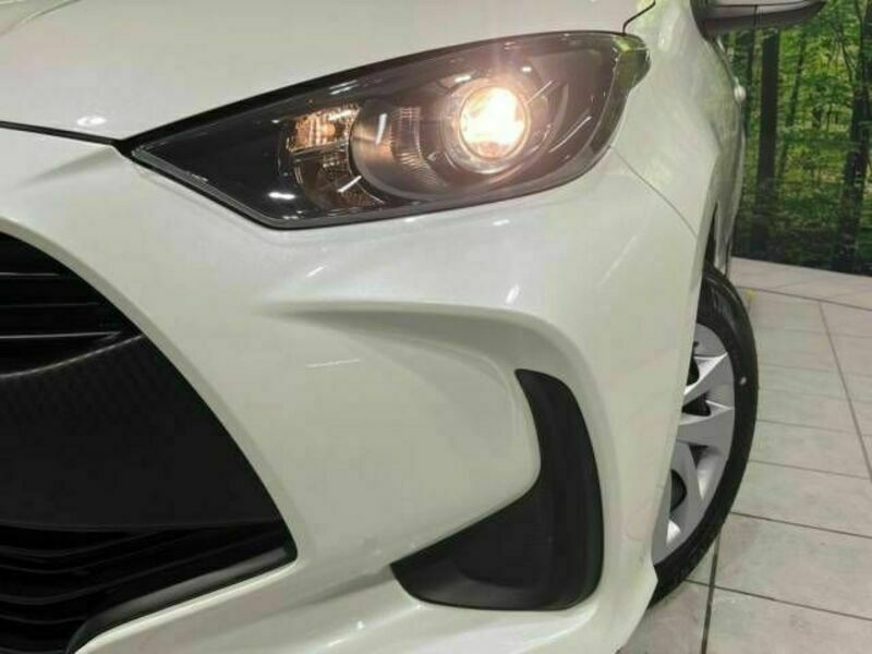 YARIS-12