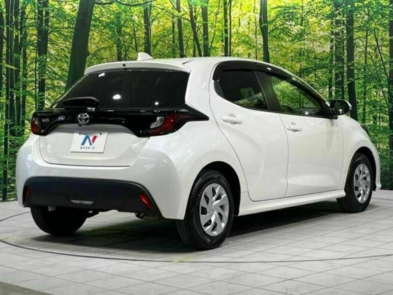 YARIS-17