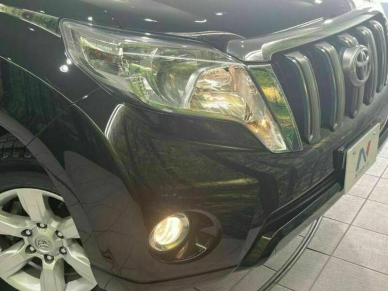 LAND CRUISER PRADO-12