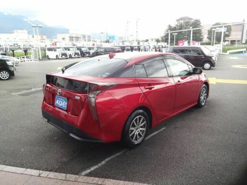 PRIUS-1