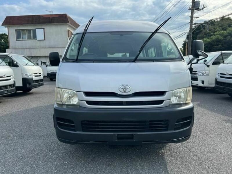 HIACE VAN-1