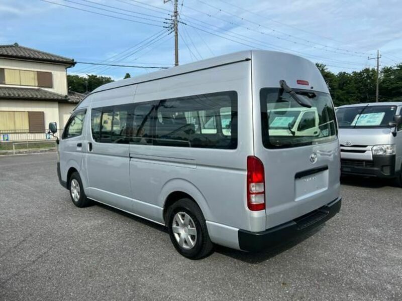 HIACE VAN-4