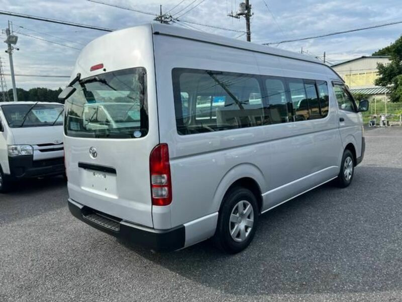 HIACE VAN-6