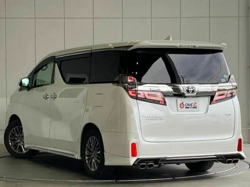 VELLFIRE-24