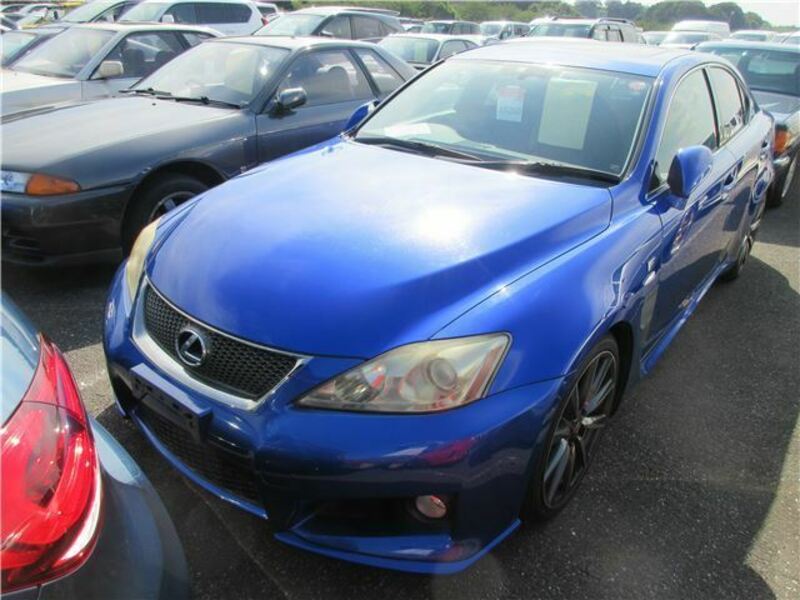 LEXUS　IS