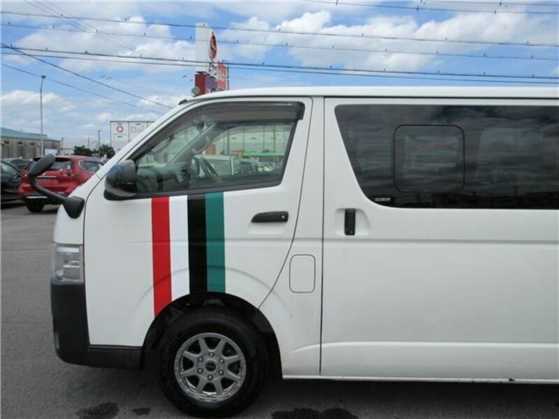 HIACE-11