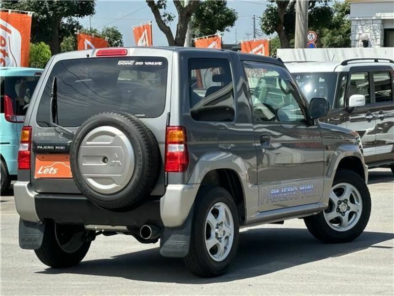 PAJERO MINI-1