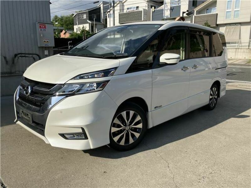 NISSAN　SERENA