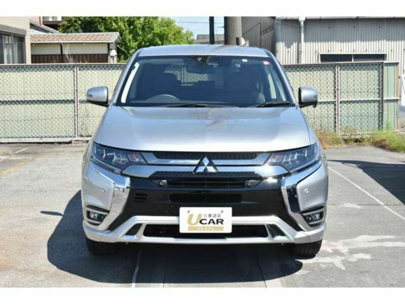 OUTLANDER PHEV-17