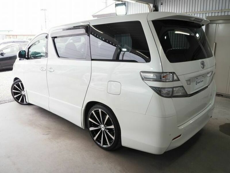 VELLFIRE-4