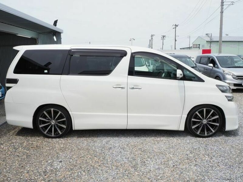 VELLFIRE-20