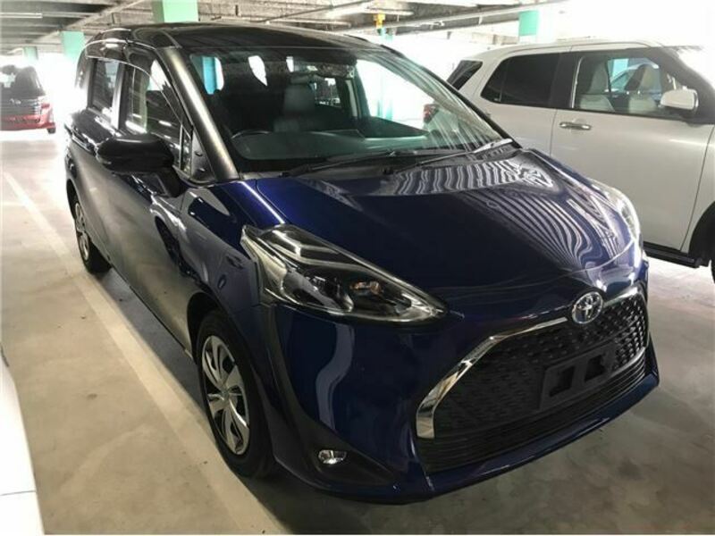 TOYOTA　SIENTA