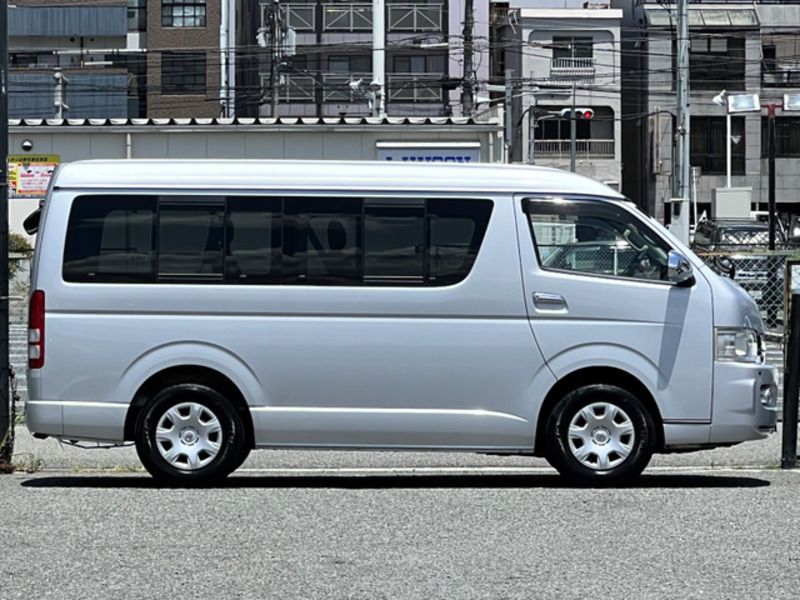 HIACE-4