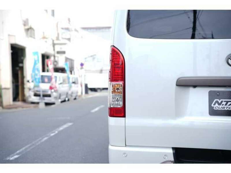 HIACE VAN-15