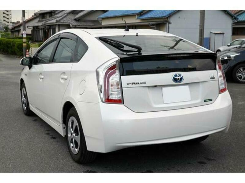 PRIUS-1