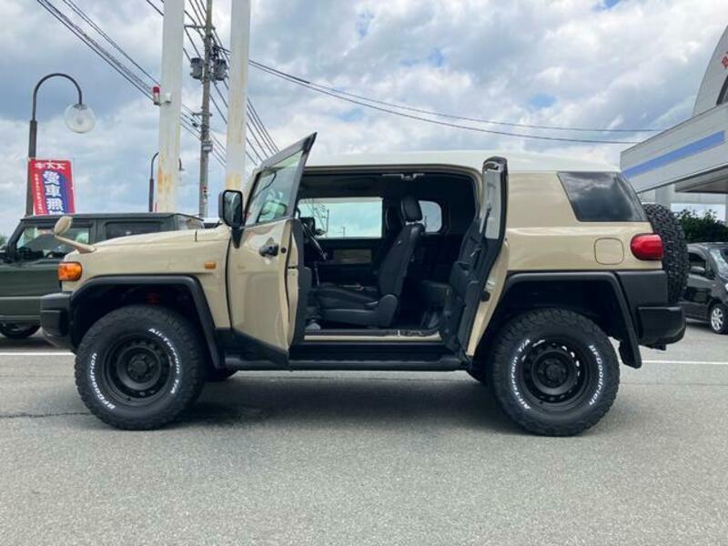 FJ CRUISER-7