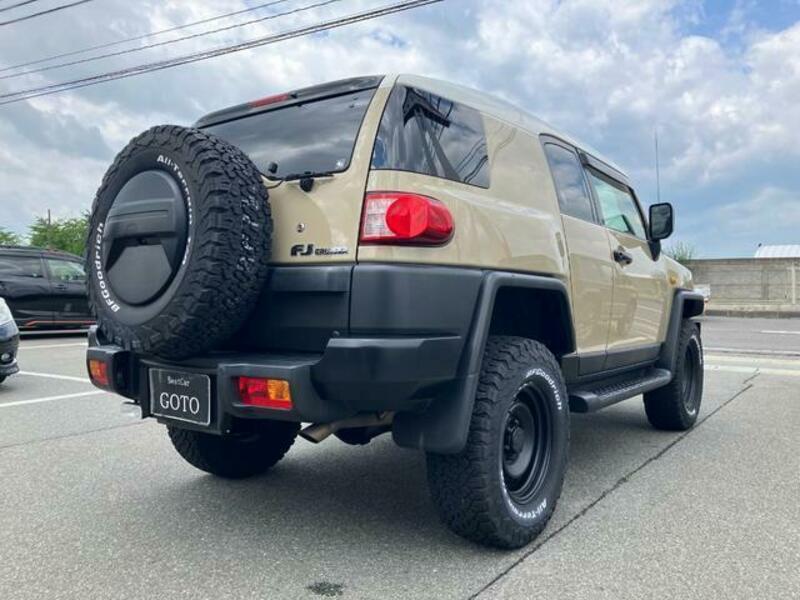 FJ CRUISER-1