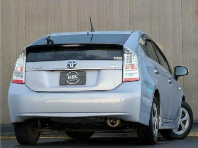 PRIUS-1