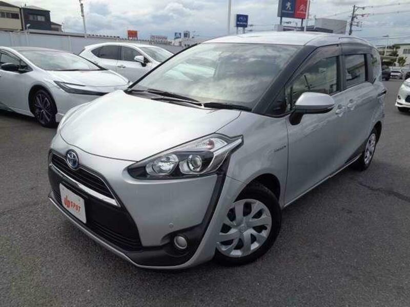 TOYOTA　SIENTA