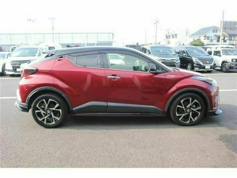 C-HR-8