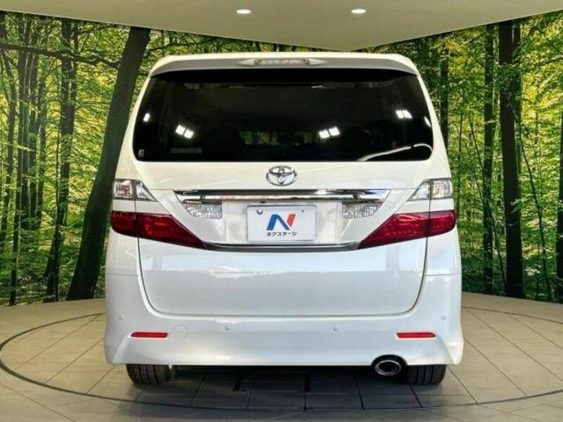 VELLFIRE-16