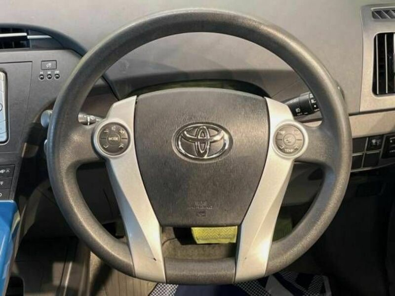 PRIUS-11