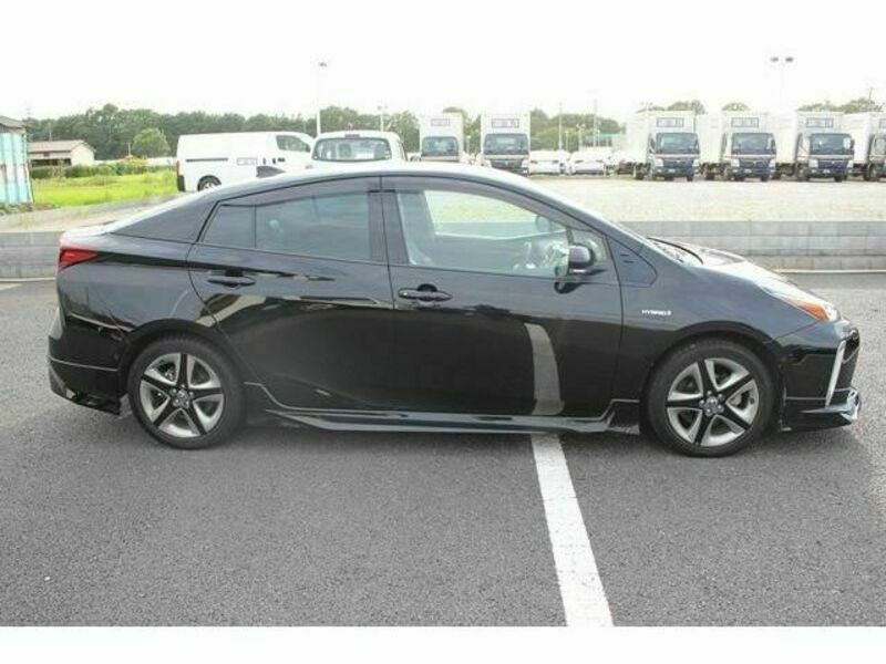 PRIUS-10