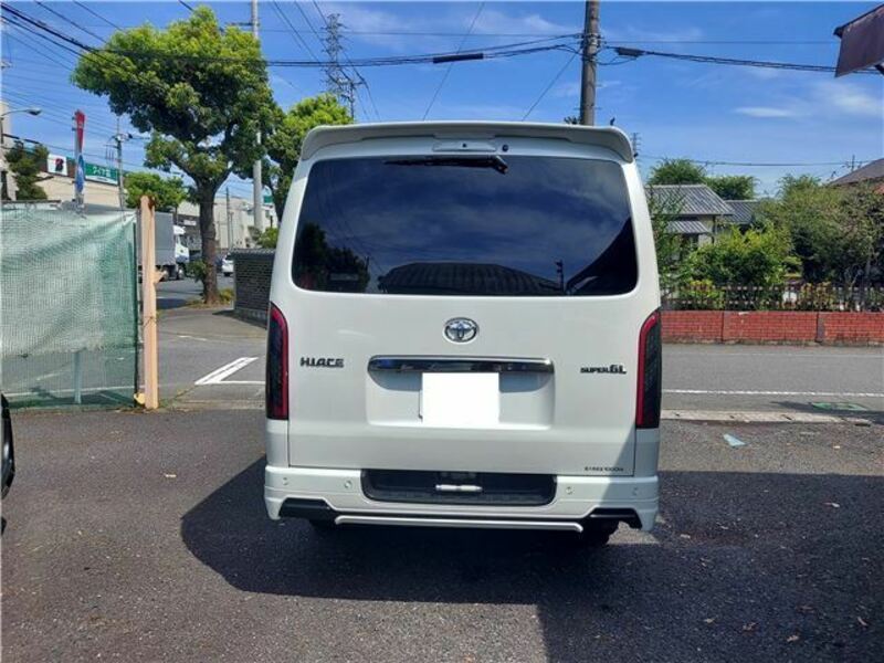 HIACE VAN-22