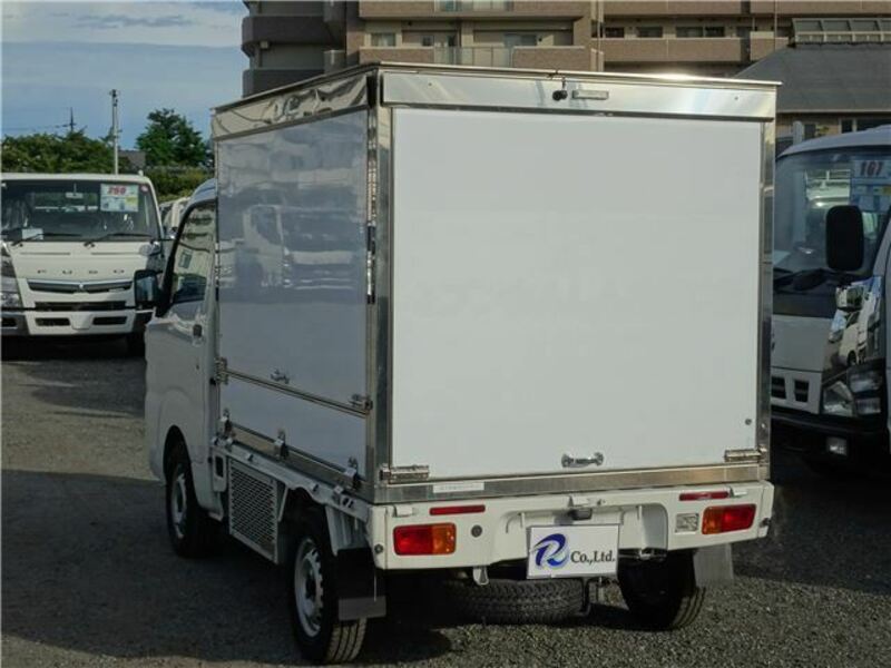 HIJET TRUCK-1