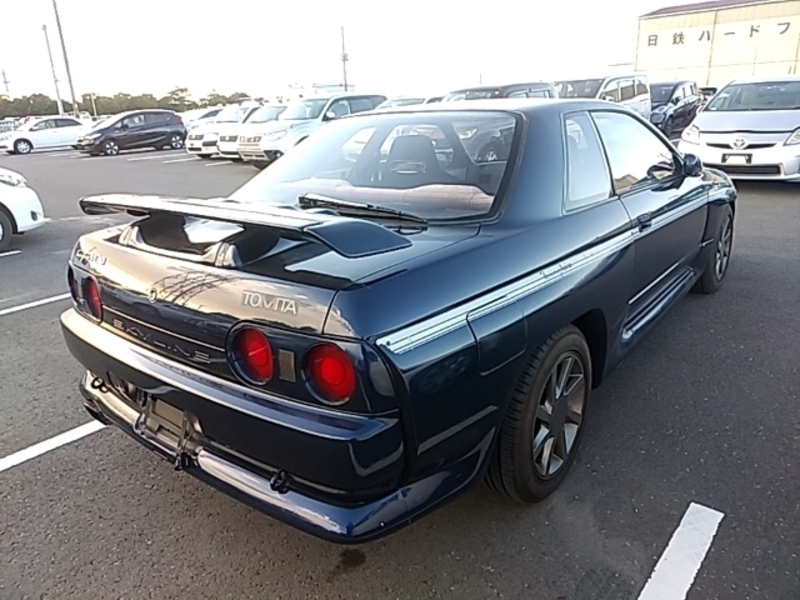 SKYLINE
