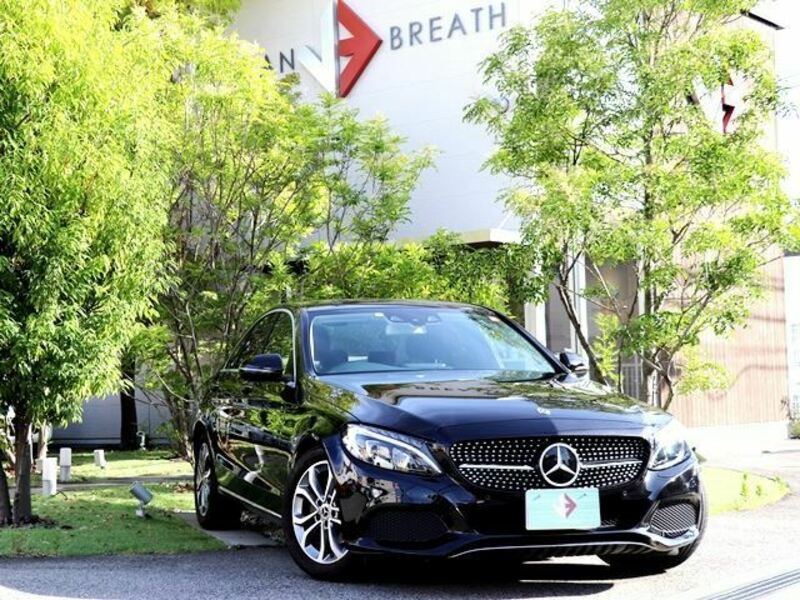 MERCEDES-BENZ　C-CLASS