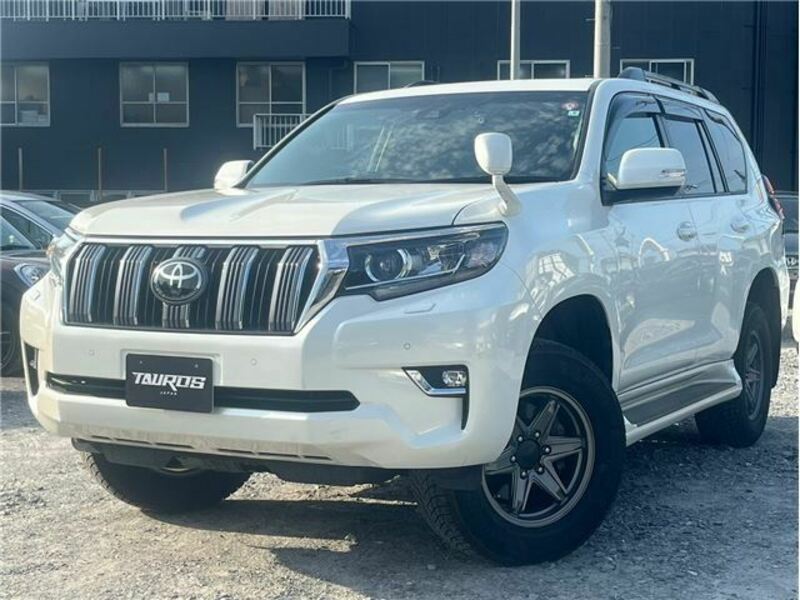 TOYOTA　LAND CRUISER PRADO