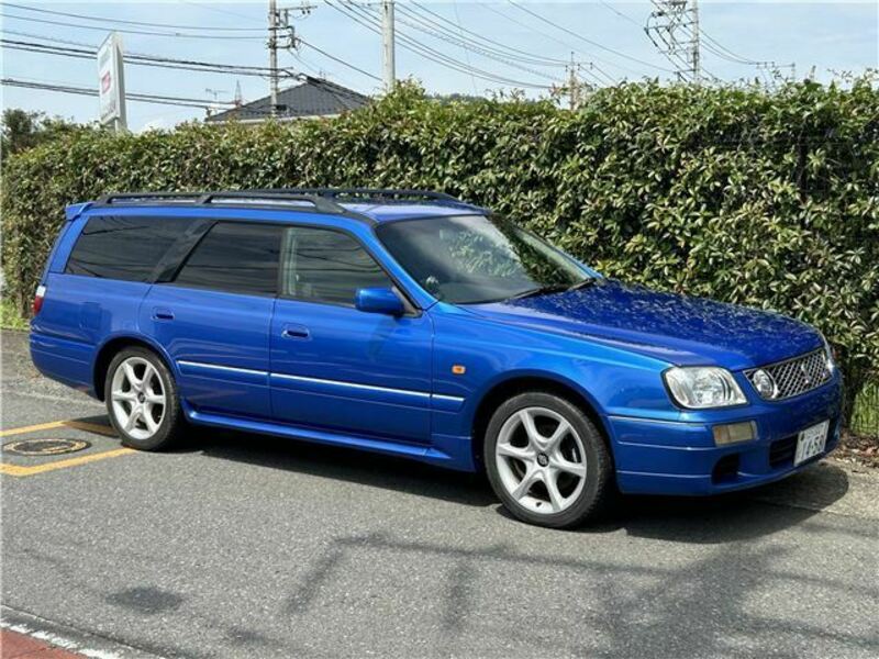 NISSAN　STAGEA