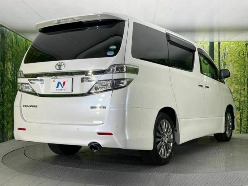 VELLFIRE-18