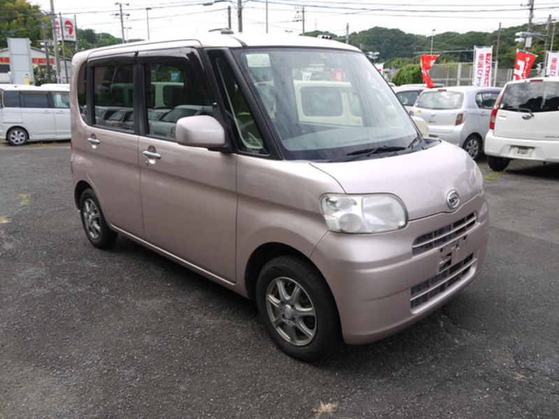 DAIHATSU　TANTO