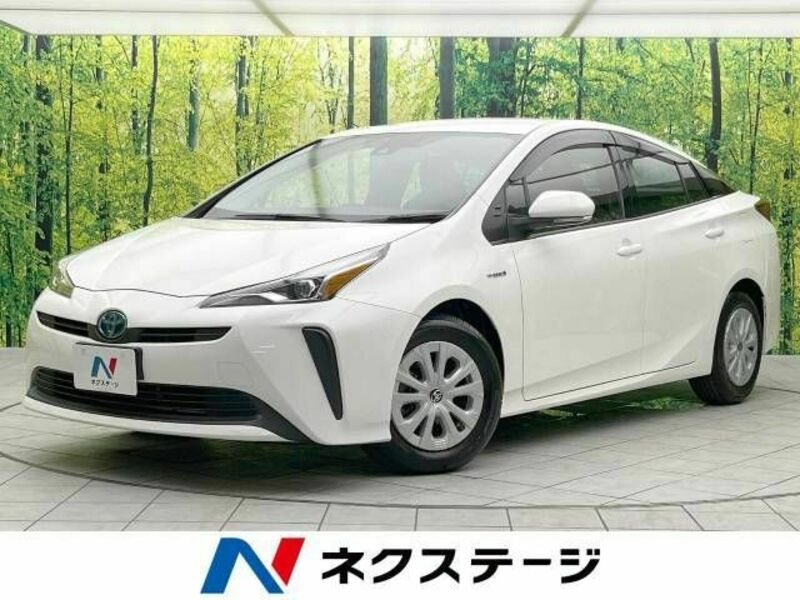 TOYOTA　PRIUS