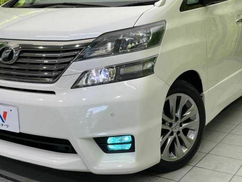 VELLFIRE-13