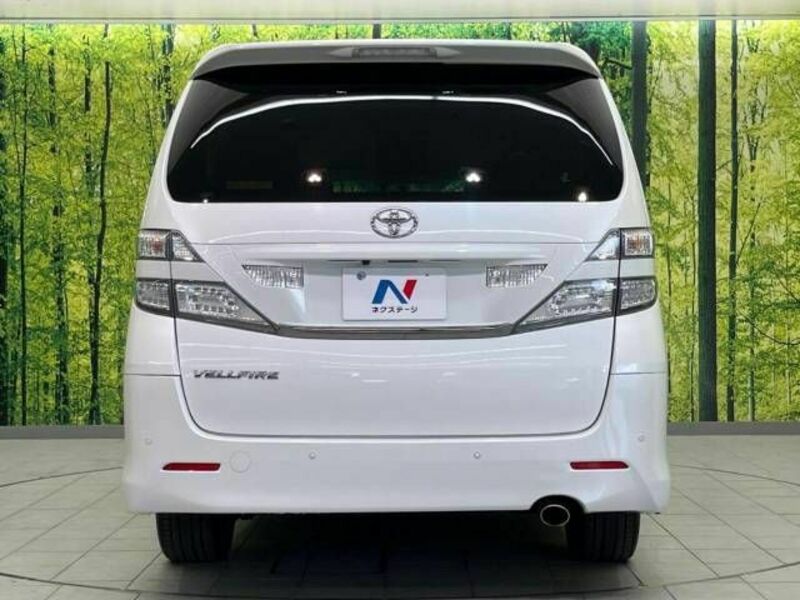 VELLFIRE-16